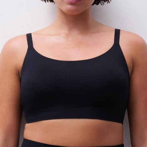 Chantelle Comfort black wireless bra