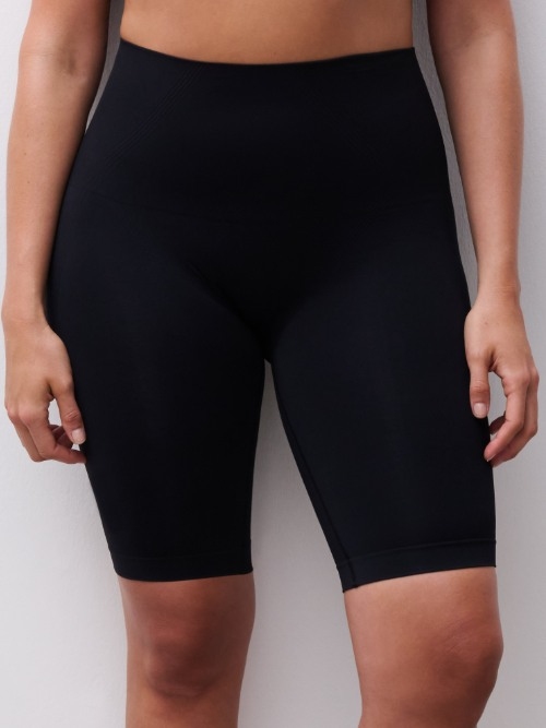 Chantelle Smooth Comfort black short