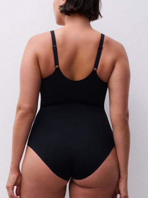 Chantelle Comfort black body