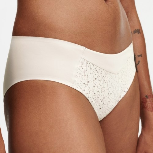 Chantelle EasyFeel Norah off white brief