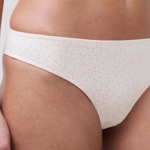 Chantelle EasyFeel Norah off white brazilian