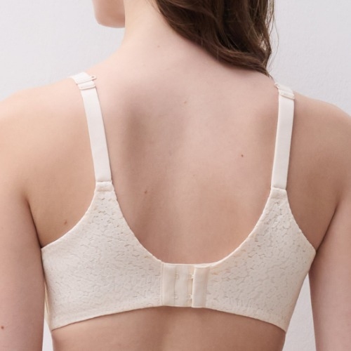 Chantelle EasyFeel Norah off white padded bra