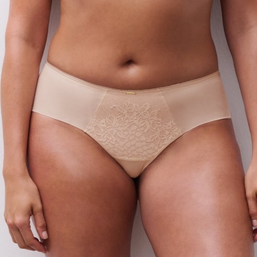 Chantelle Maris beige short