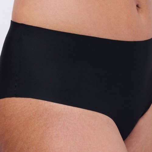 Chantelle Defi black short