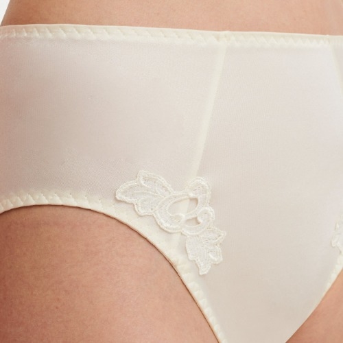 Chantelle Hedona ivory high waist brief