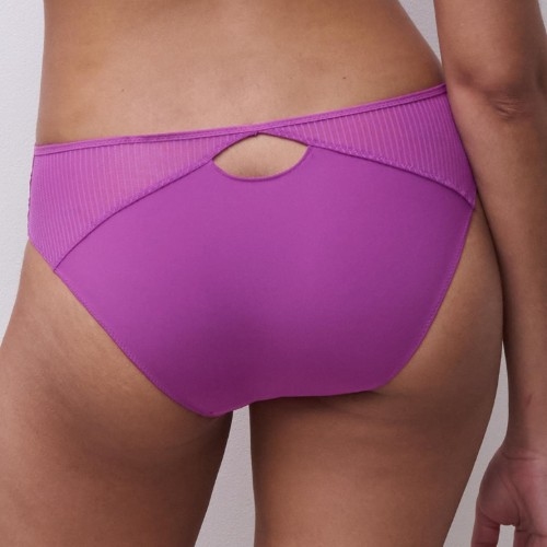 Chantelle Legend orchid brief