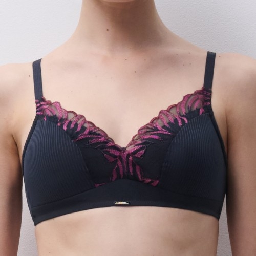 Chantelle Legend blue wireless bra