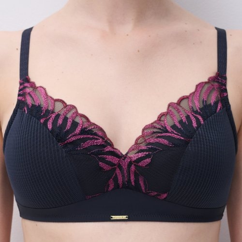 Chantelle Legend blue wireless bra