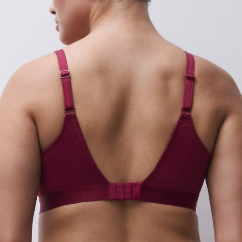 Chantelle Magnifique raspberry wireless bra