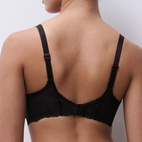Chantelle Gloss black/white push up bra