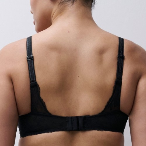 Chantelle Illusion black padded bra