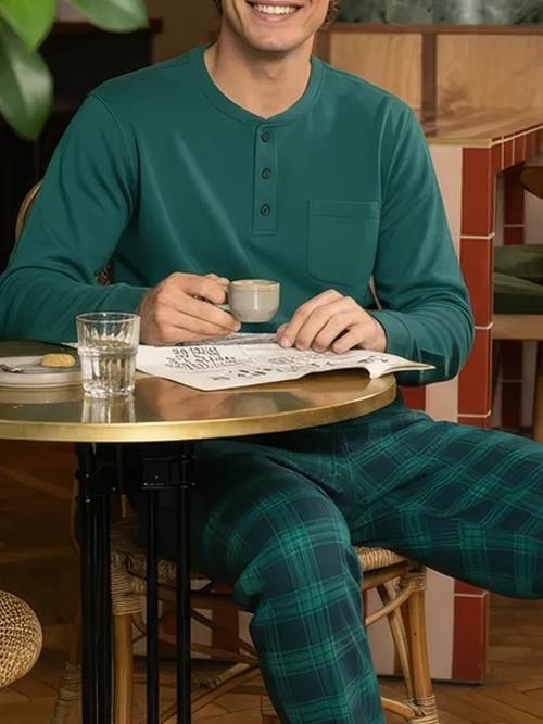 Charlie Choe Men green pajama
