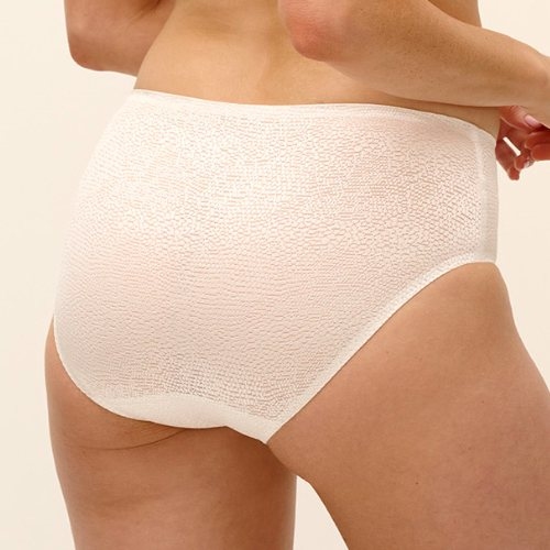 Wacoal Lingerie Beaute Appeal white brief