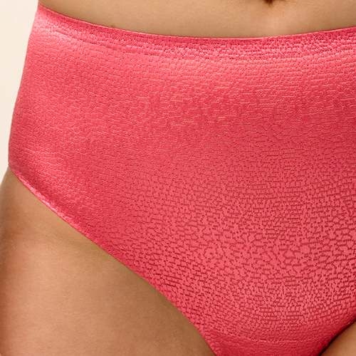 Wacoal Lingerie Beaute Appeal pink brief