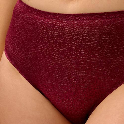 Wacoal Lingerie Beaute Appeal bordeaux brief
