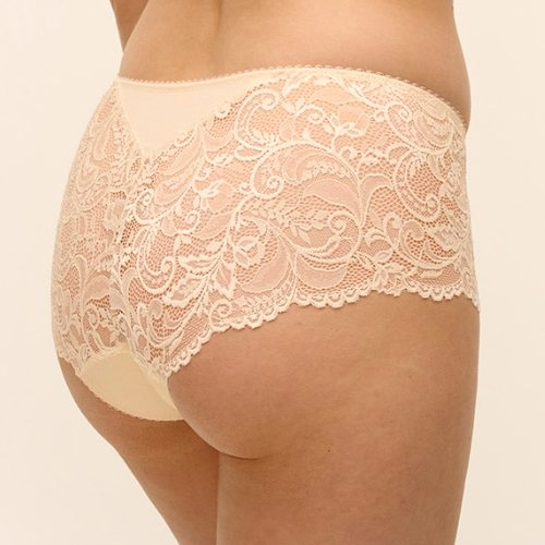 Wacoal Lingerie Embrace Lace ivory short