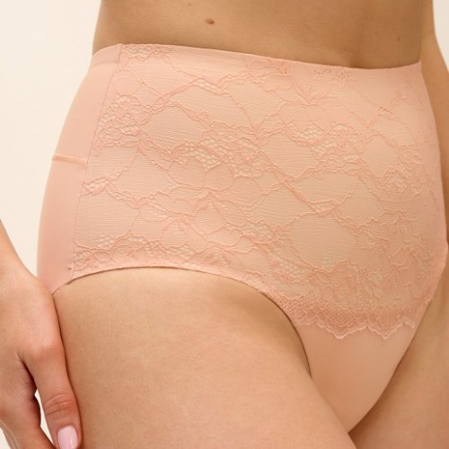 Wacoal Lingerie Essence pink high waist brief