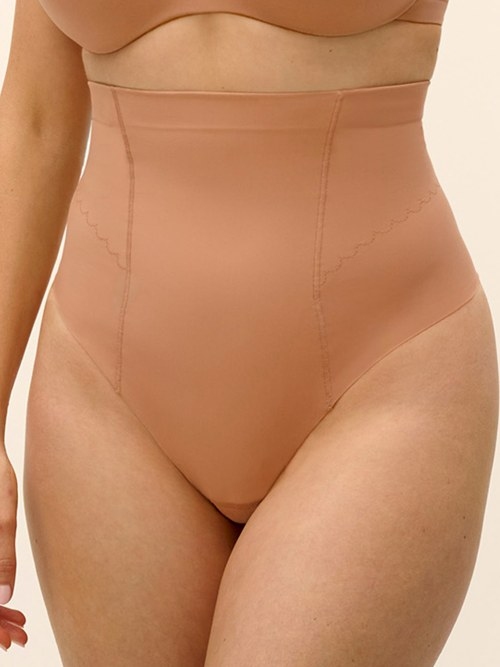 Wacoal Lingerie B-smooth roebuck thong