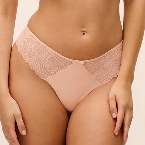 Freya Alanna cameo thong