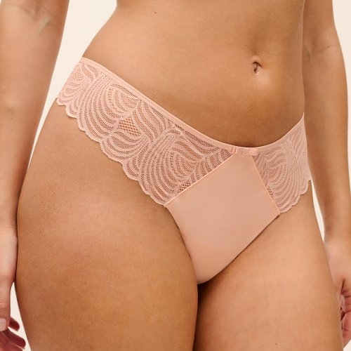 Freya Alanna cameo thong