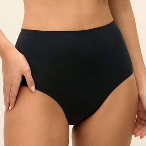 Fantasy Lingerie Smoothease black thong