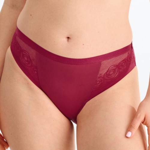 Lisca Ruby red brief