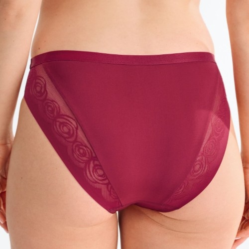 Lisca Ruby red brief