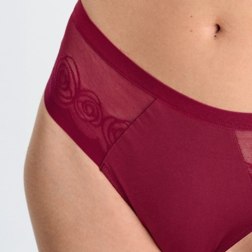 Lisca Ruby red thong