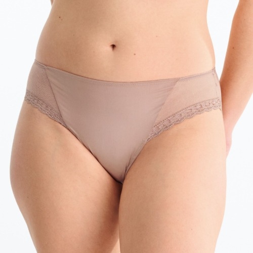 Lisca Tiffany brown brief