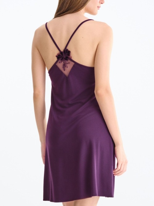 Lisca Nachtmode Velvet purple nightdress