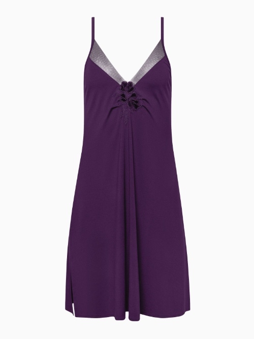 Lisca Nachtmode Velvet purple nightdress