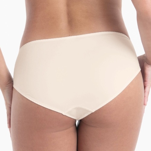 Rosa Faia Selma crystal brief