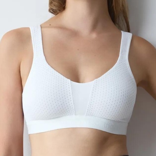 Triumph Triaction Energy Lite white sport bra