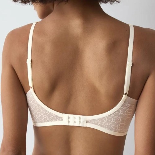 Triumph Signature Sheer ecru white padded bra