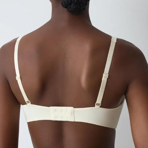 Triumph Body Make-Up Illusion Lace ecru white padded bra