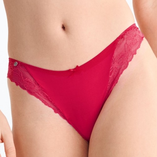 Lisca Sugarlace cherry crimson brazilian