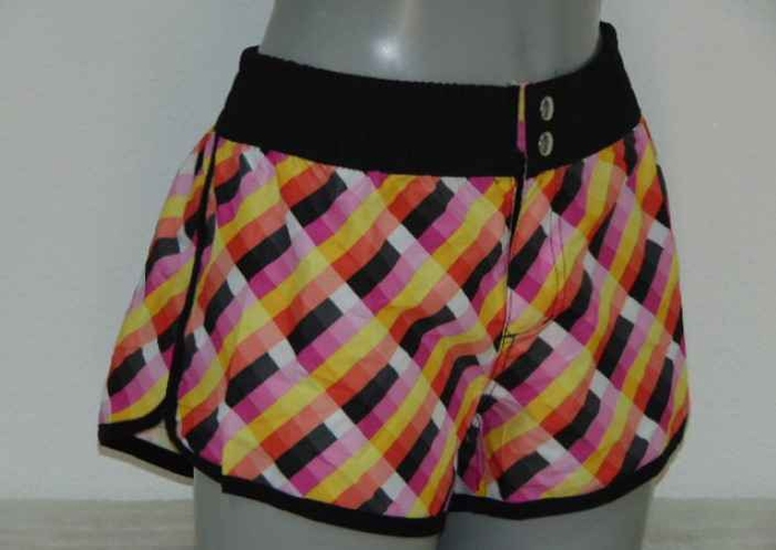 Shiwi Triangled yellow/pink beach short Shiwi Triangled yellow/pink beach short