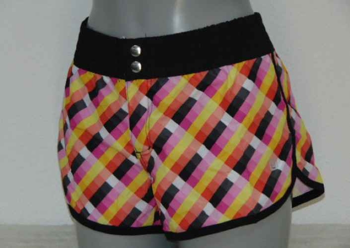 Shiwi Triangled yellow/pink beach short Shiwi Triangled yellow/pink beach short