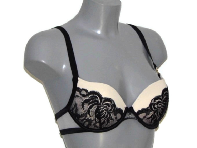 Supertrash Roxanne black push up bra Supertrash Roxanne black push up bra