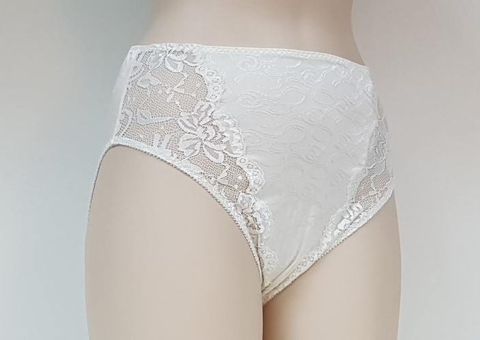 Elbrina Johanna crème short Elbrina Johanna crème short