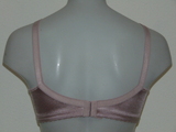 Naturana Minimizer pink wireless bra