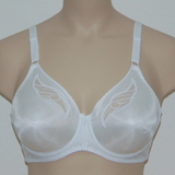 Elbrina Brenda white soft-cup bra
