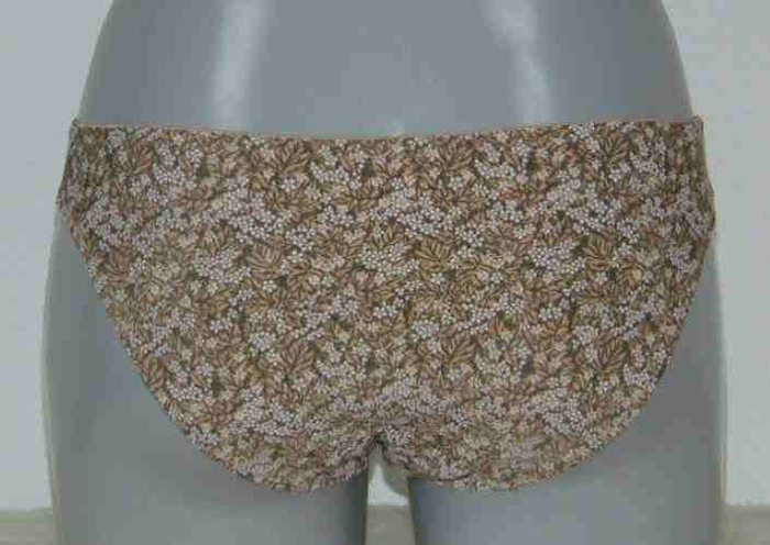 Eva Olivia brown short Eva Olivia brown short