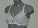 Eva Mary Ann white wireless bra