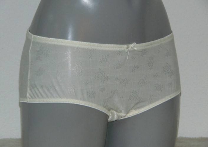 Eva Jaquard ivory short Eva Jaquard ivory short