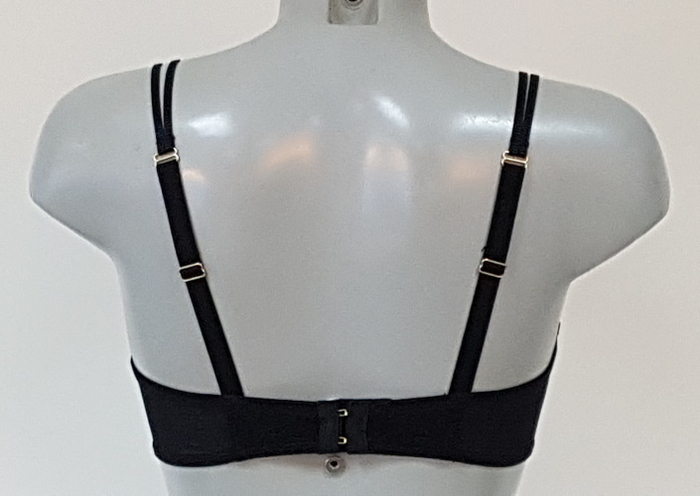 DDO Special F4P black padded bra DDO Special F4P black padded bra