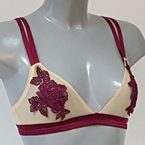 DDO Special F4P bordeaux non-padded bra DDO Special F4P bordeaux non-padded bra