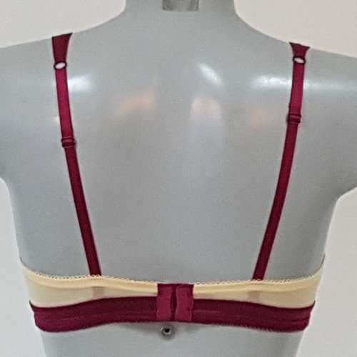 DDO Special F4P bordeaux non-padded bra DDO Special F4P bordeaux non-padded bra