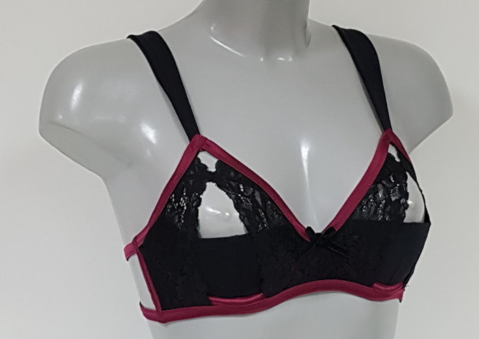 DDO Special F4P black/red non-padded bra DDO Special F4P black/red non-padded bra