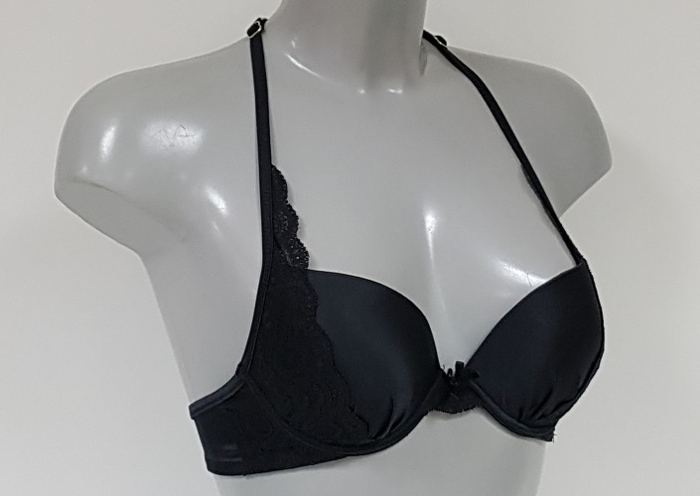 DDO Special F4P black push up bra DDO Special F4P black push up bra